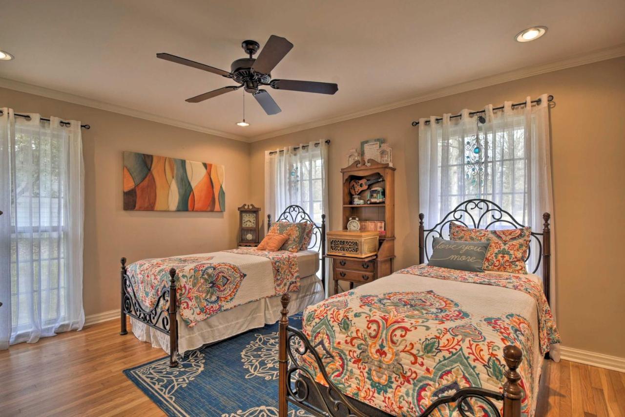 Charming Florence Getaway With Fireplace And Grill! Εξωτερικό φωτογραφία